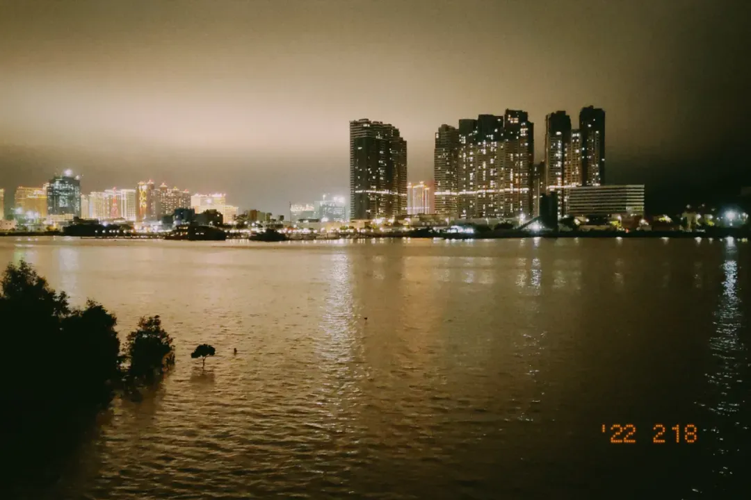 夜晚 海边